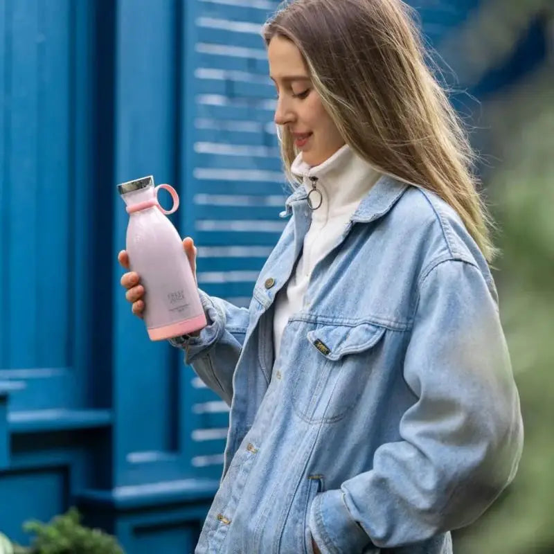 Portable Mini Electric Juicer Blender